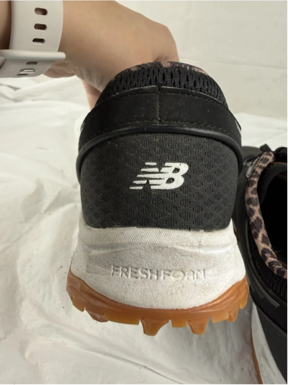 New Balance Women Sz 8.5 Fresh Foam Breathe Golf Shoes Black/Animal NBGW4002BKA